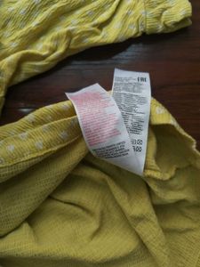 ONLY Yellow Print Top