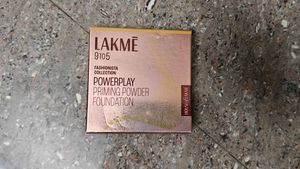 Lakme 9 To 5 Compact Powder