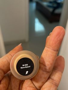 Bobbi Brown Foundation