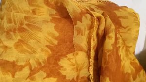 Daheliya Flower Print Saree With Blouse