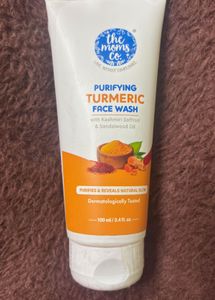 The Moms Co Turmeric Facewash