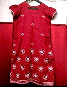 Maroon Embroidered Kurti ❤️