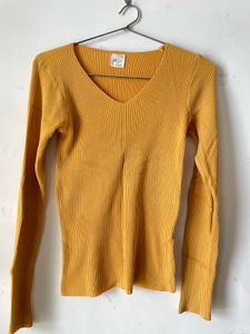 Mustard Ribbed V-Neck Top