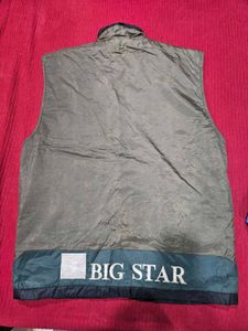 Men’s Olive Green Utility Sleeveless Jacket