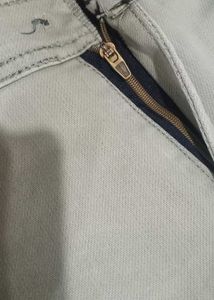 Light Wash Denim Jeans