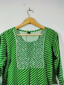 Green Striped Kurta (Women&#39;s)