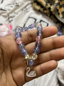 Swan Charm Beaded Bracelet