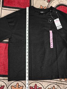 Black Boxy T-Shirt -Unisex
