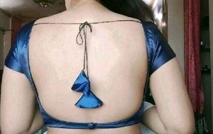Deep Neck Backless One Hook Closure Non Padded