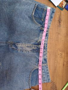 Baggy Ripped Jeans
