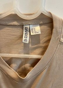H&amp;M Cropped T-Shirt