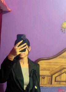 Elegant Black Blazer with Embellishment