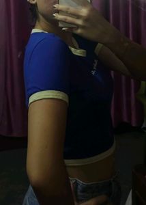 bonkers corner blue crop top