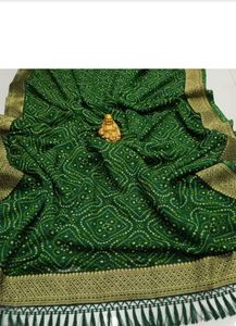gorgeous bandhni saare for women in green color