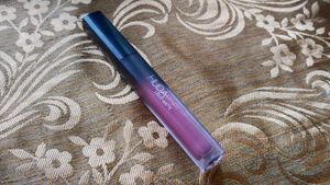Huda Beauty Nude Lipstick