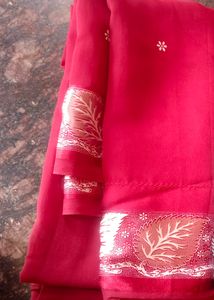 Smooth And Weighted Saree