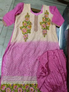 Pink And Cream Kurta Set For Women With Embroidery