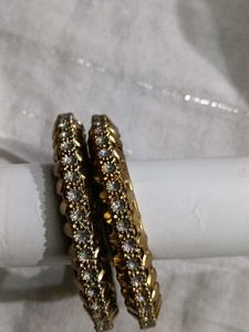 Elegant Gold Bangles - Set of 2