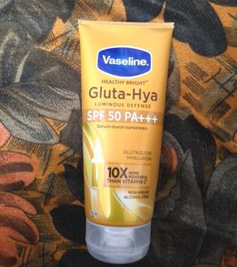 Vaseline Gluta-Hya SPF 50 Lotion
