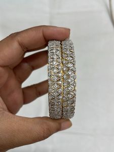 Sparkling Bangle Set