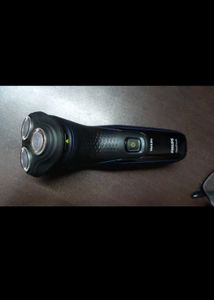 Philips Aquatouch Shaver