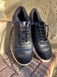 HIGHLANDER Sneakers