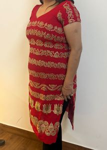 Elegant Red &amp; Gold Embroidered Kurta