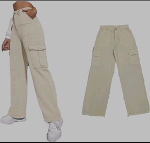 Stylish Pants New 🤍🎀🔥