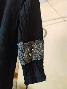 Black Top With Lace Work