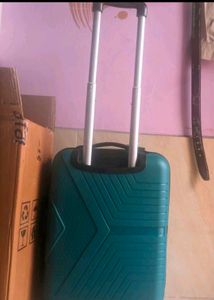 Brand New Trolley Bag Not Used 🚫 No Coin