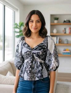 Black, White and Grey patterned puff-sleeve top