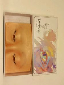 eyeshadow dummy