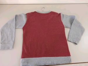 BOYS SWEATSHIRT