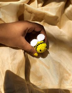Bee Crochet