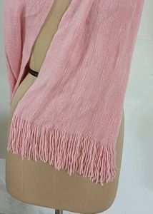 Pink kintted Scarf with fringe