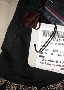 750 Fixed BRAND NEW Women&#39;s BLACK Kurta Set