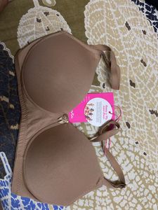 Clovia Women&#39;s Bra -lightly Padded