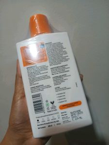 Daily Exfoliating Body Wash