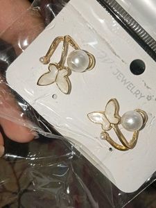 Stud Butterfly 🦋 Earing