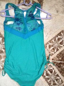 Cute Onepiece Bikini Swimsuit