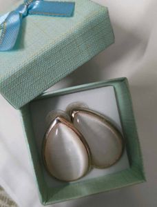 URBANIC Women&#39;s Jeans With Free Earings