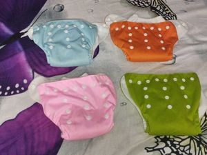 REUSABLE BABY  DAIPERS