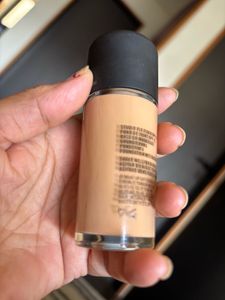 Brand New Mac Foundation Big Bottle