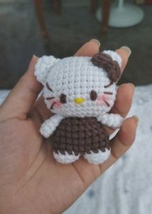 Crochet Hello Kitty Keychain