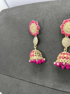 Light Weight Earring