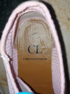 Cartlon London Size37