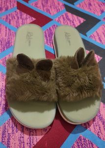 Pack Of 4 Flip Flop Slippers - Brand New