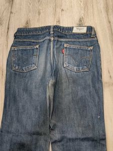 Sc9342 Levi&#39;s Bootcut Jeans Waist 32