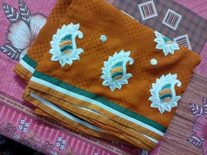 Elegant Brown 🤎 Paisley Saree