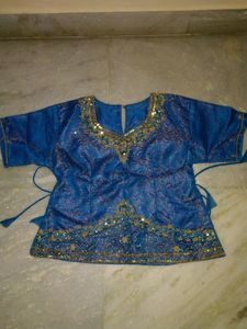 🔥Ghagra Choli with Dupatta - Price Reduced🔥